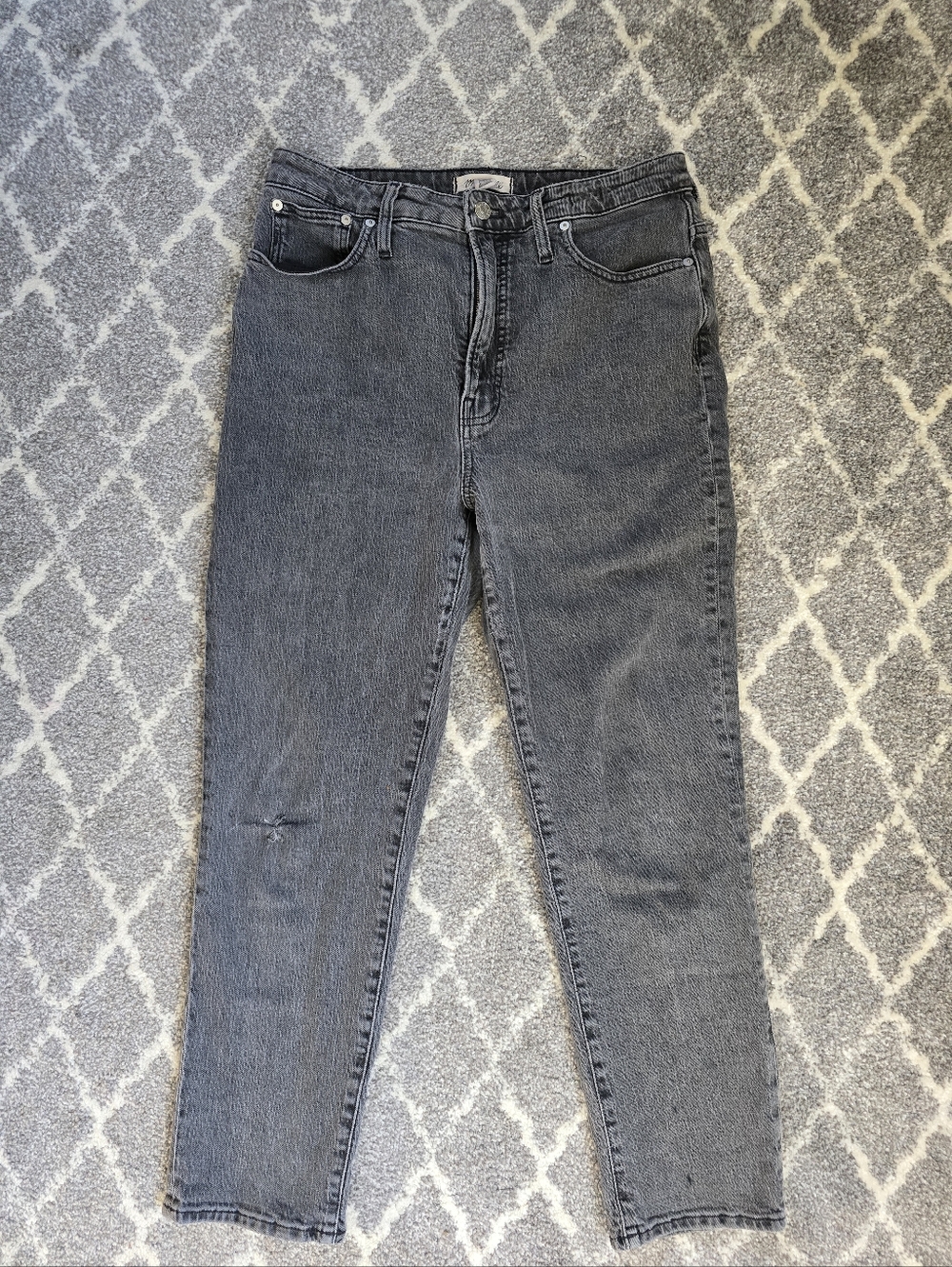 Madewell High-Rise Straight Jeans in Charcoal